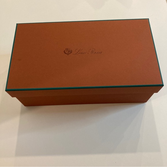 EMPTY Authentic Loro Piana Box - Picture 8 of 8